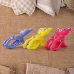 Towel Clip Windproof Plastic Towel Clips (3 Pcs Set) - Image 4